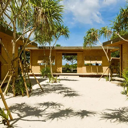 The Cabins Sandy Bay